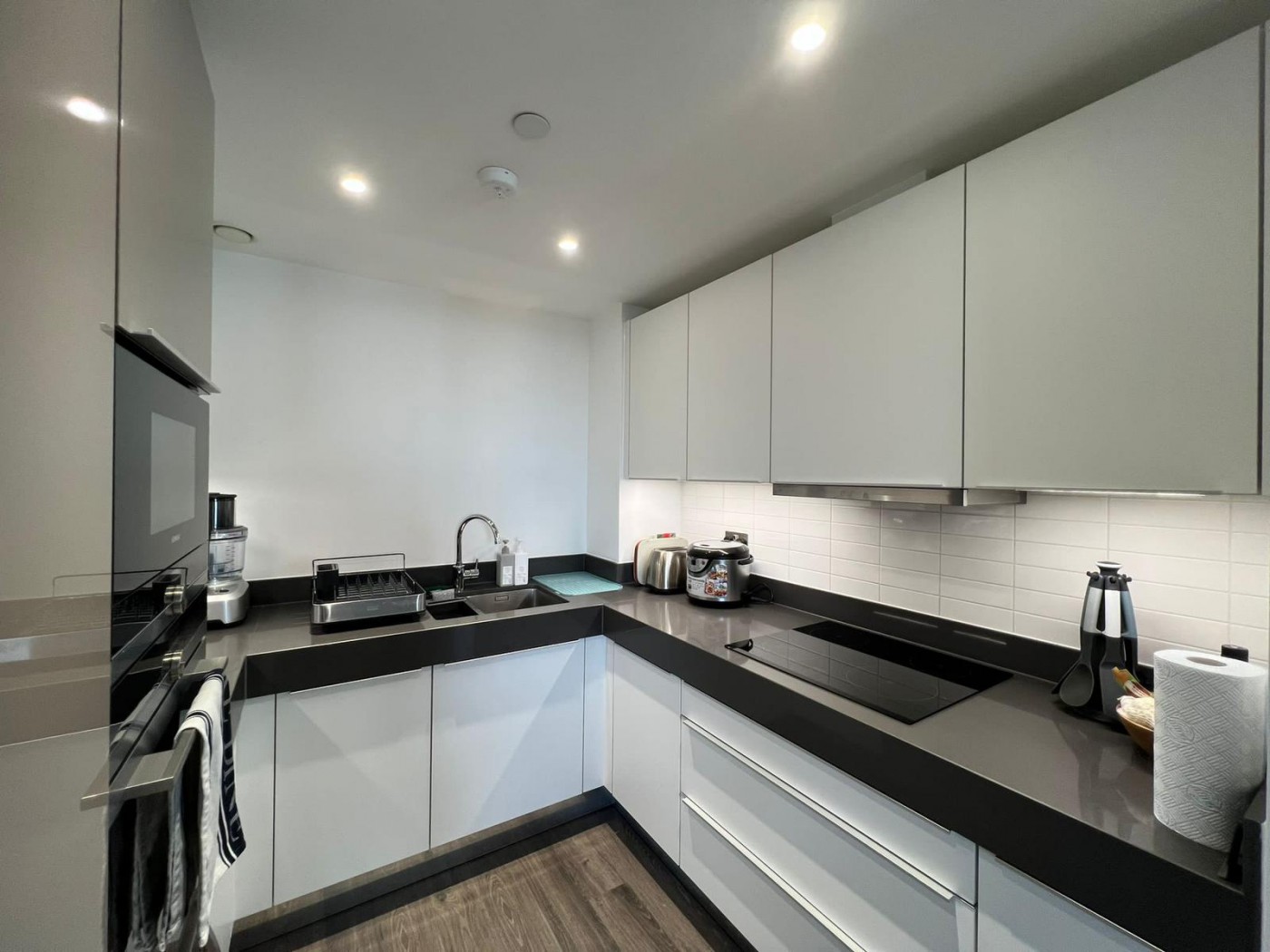 Images for Kingwood House, 1 Chaucer Garden, Aldgate EAID: BID:88estateagency