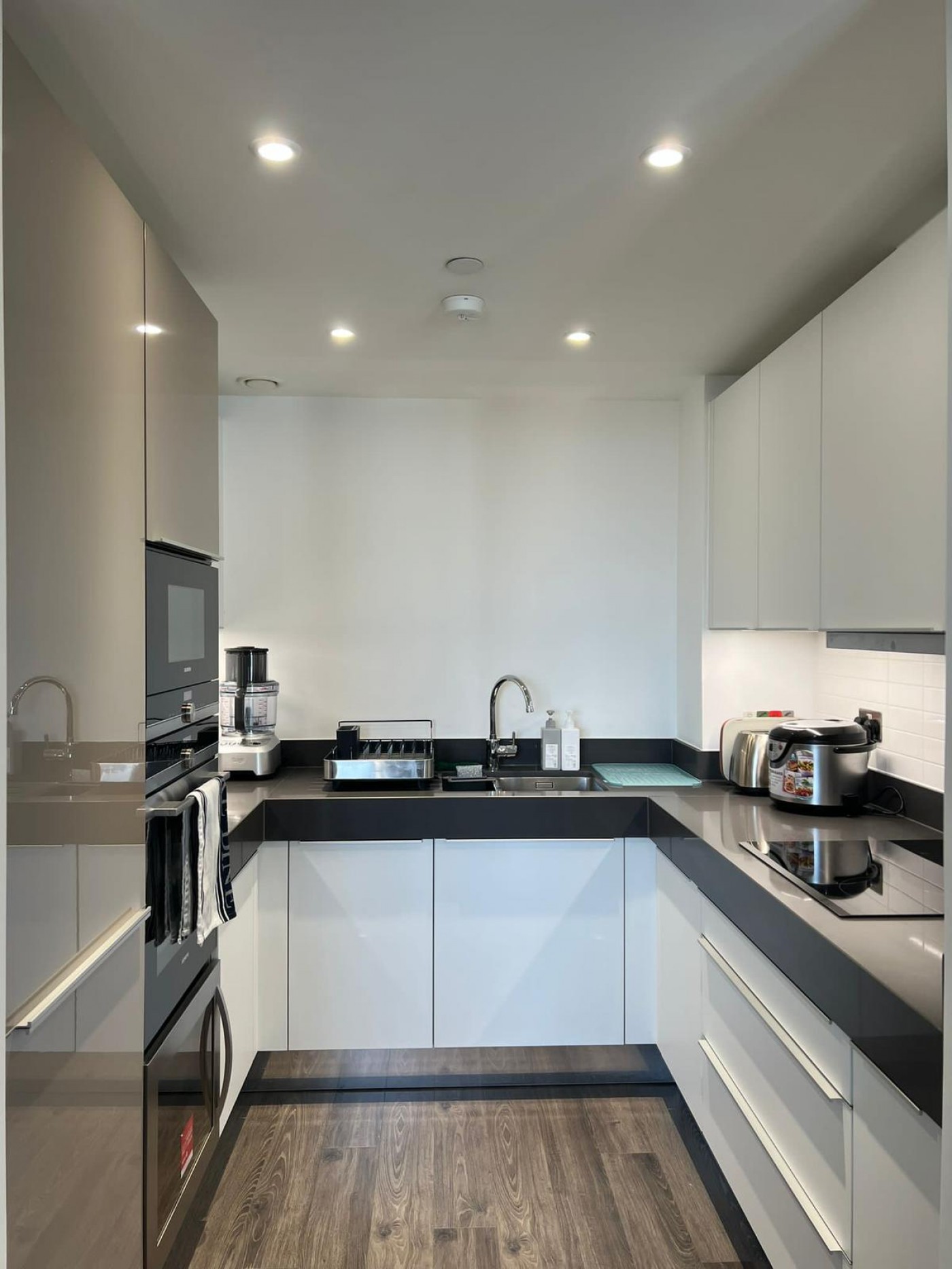 Images for Kingwood House, 1 Chaucer Garden, Aldgate EAID: BID:88estateagency